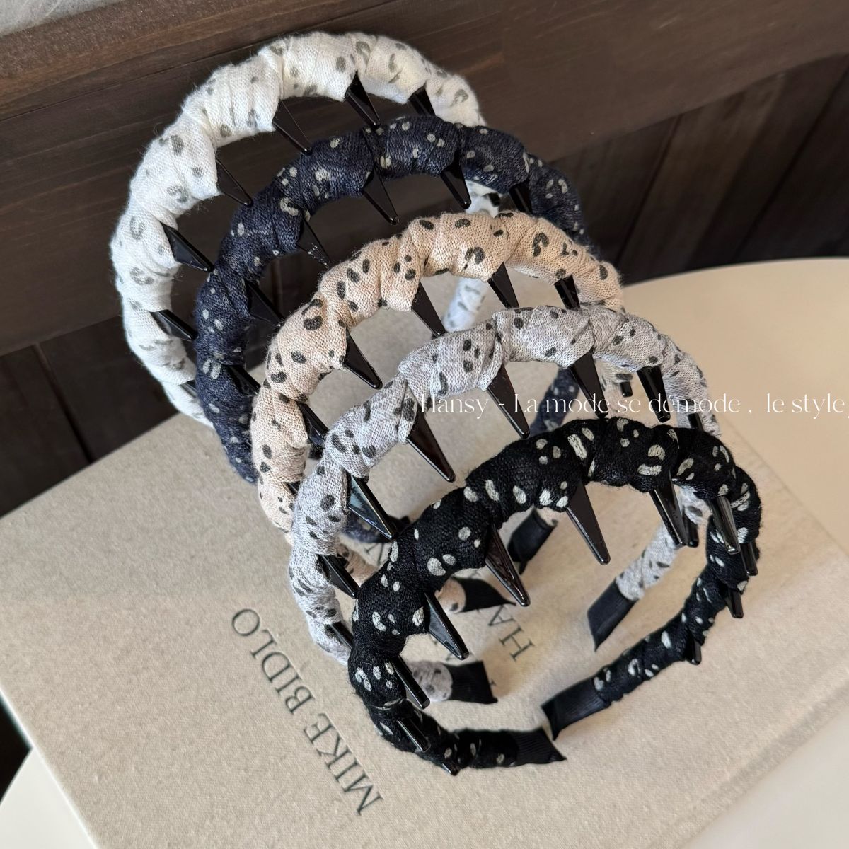 豹紋波浪髮箍－商品主圖｜https://igowo.tw/