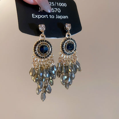 水晶鋯石流蘇鑲鑽耳鉤－細節特寫44｜https://igowo.tw/