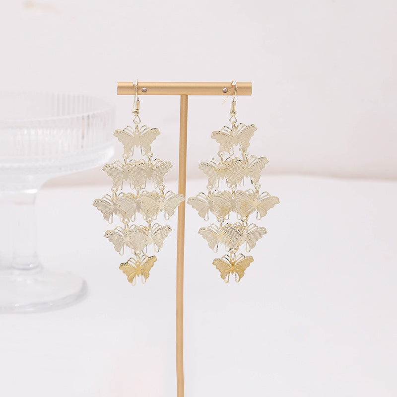 金屬流蘇長版耳環－3槍黑色款細節｜https://igowo.tw/