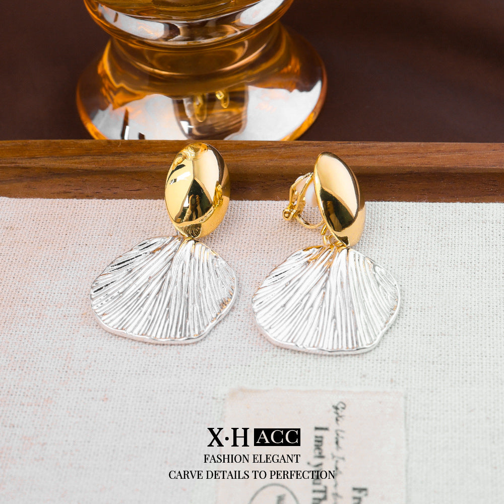 三角形免耳洞簡約耳夾－83#鈴蘭花耳夾款細節73｜https://igowo.tw/
