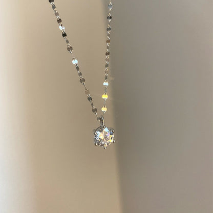 S925鋯石皇冠鑲鑽項鍊－細節特寫11｜https://igowo.tw/