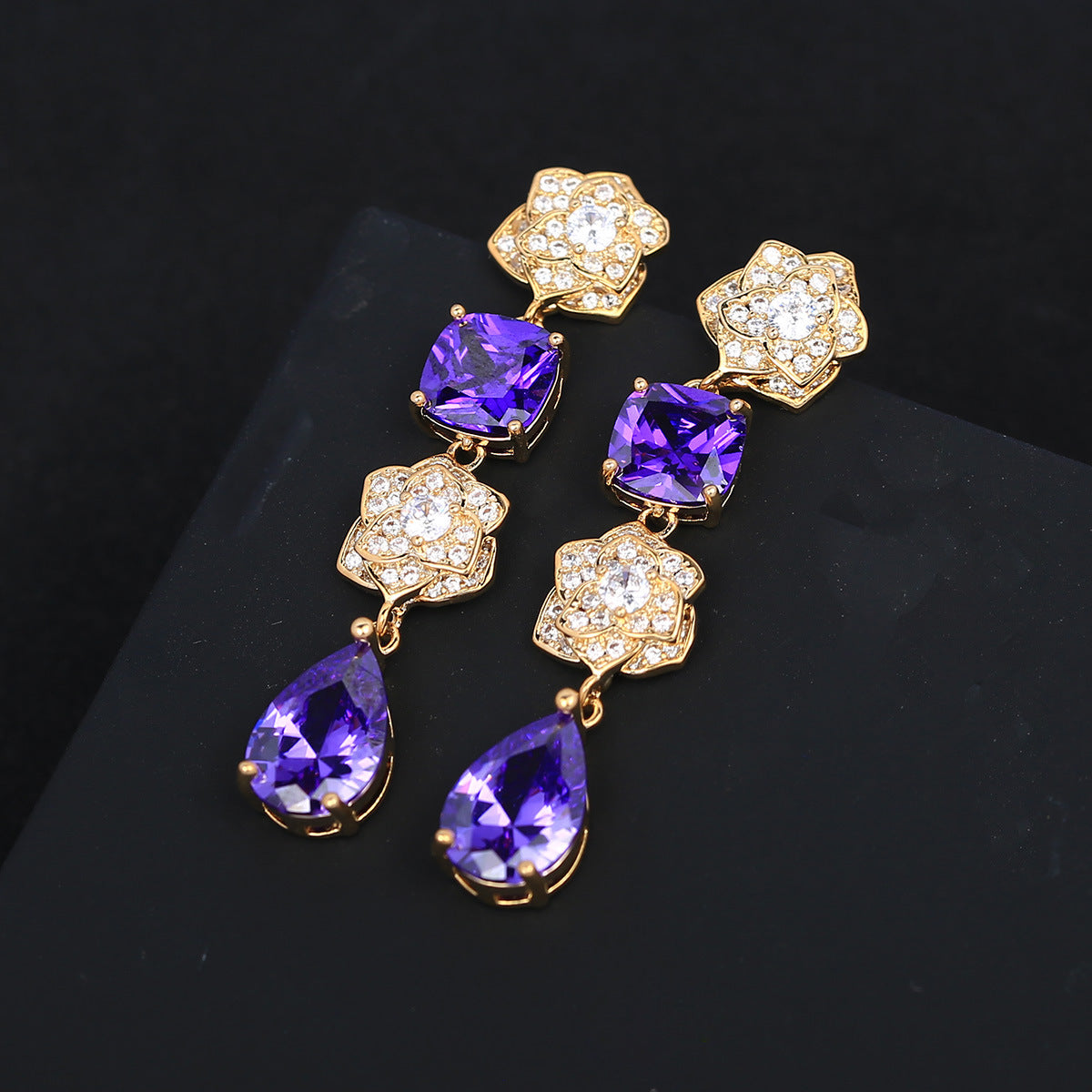 S925花朵耳墜－商品主圖｜https://igowo.tw/