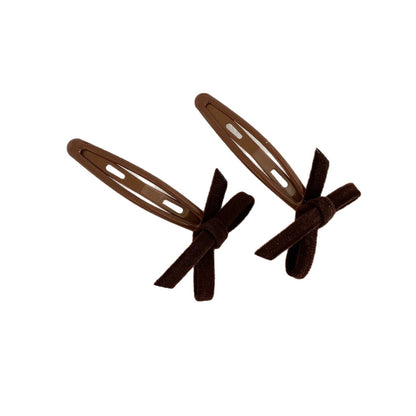 絨面蝴蝶結髮夾－藍蝴蝶結（單個）款細節｜https://igowo.tw/