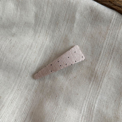 布面波點髮夾－藍色-水滴BB夾款細節｜https://igowo.tw/