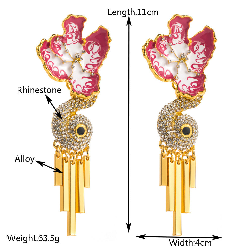 S925眼睛鑲鑽誇張耳釘－黃眼款實拍｜https://igowo.tw/
