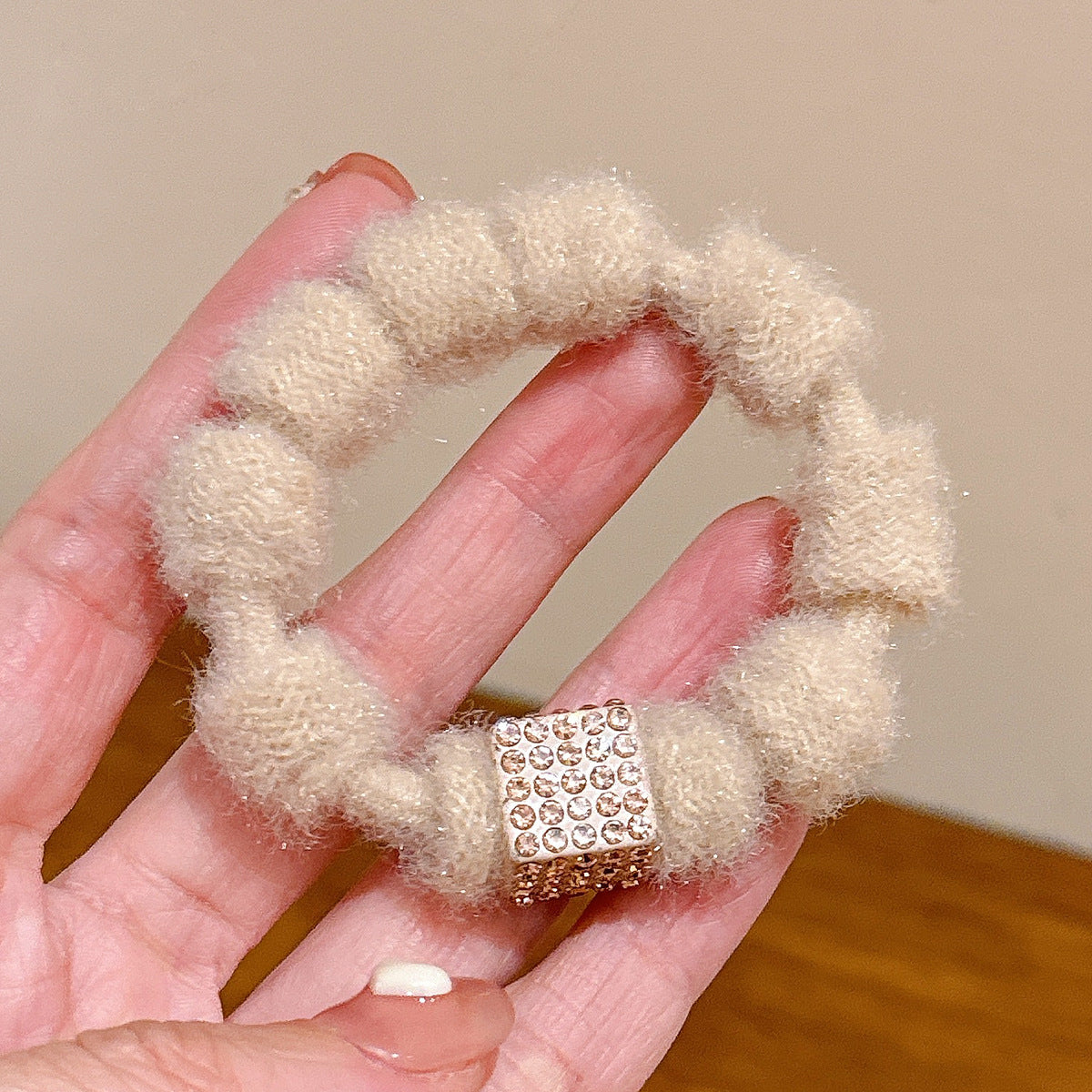絨面彈力繩髮圈－方塊焦糖款細節6｜https://igowo.tw/