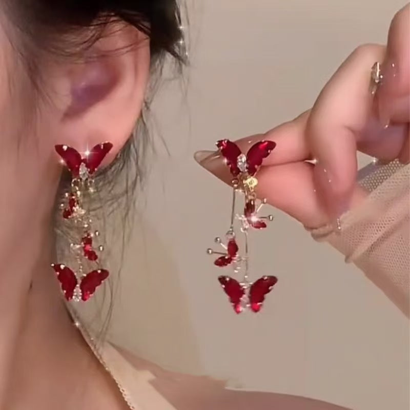 珍珠鋯石蝴蝶流蘇耳環－細節特寫9｜https://igowo.tw/