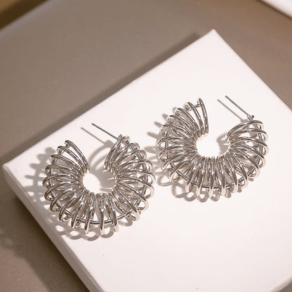 扭紋圓圈鏤空纏繞耳環－2/金色款實拍｜https://igowo.tw/