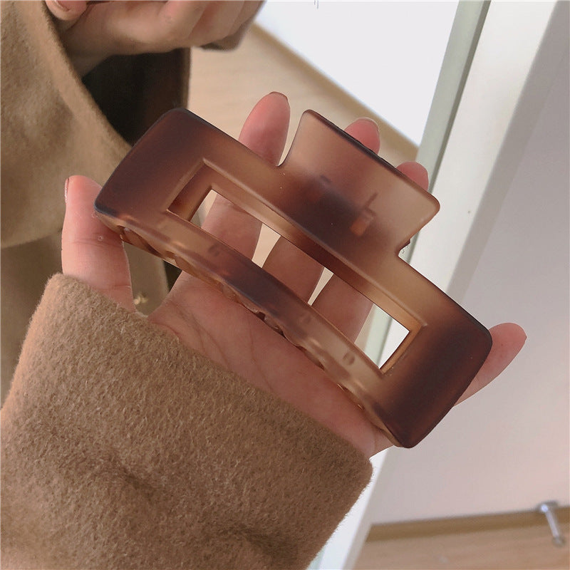 簡約經典鯊魚夾－細節特寫4｜https://igowo.tw/