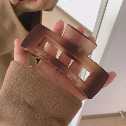 簡約經典鯊魚夾－細節特寫4｜https://igowo.tw/