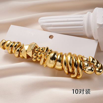 金色C形簡約耳釘套組－細節特寫22｜https://igowo.tw/