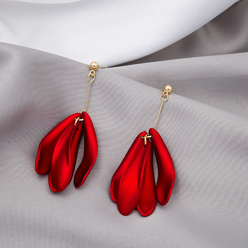 紅色銀針花朵流蘇耳環－商品主圖｜https://igowo.tw/