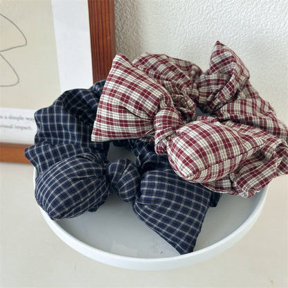 格紋蝴蝶結復古髮圈－藏藍格蝴蝶結髮圈款實拍｜https://igowo.tw/
