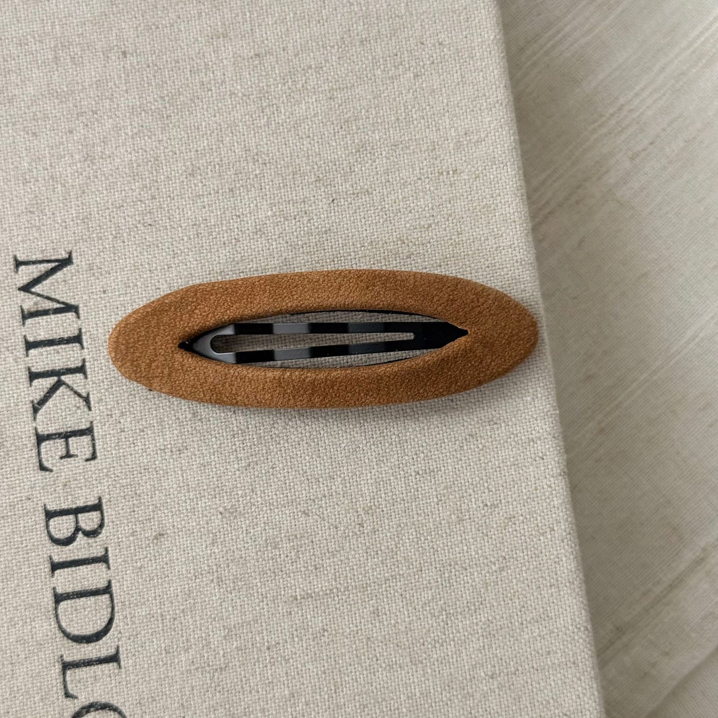 棕色鏤空簡約髮夾