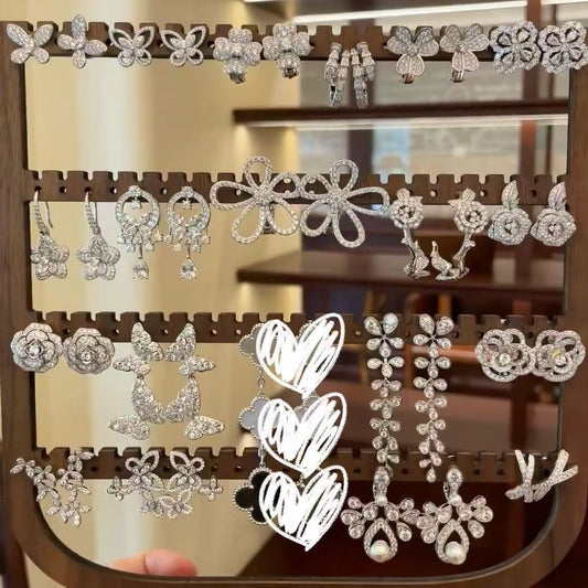 珍珠鋯石花朵耳釘－商品主圖｜https://igowo.tw/