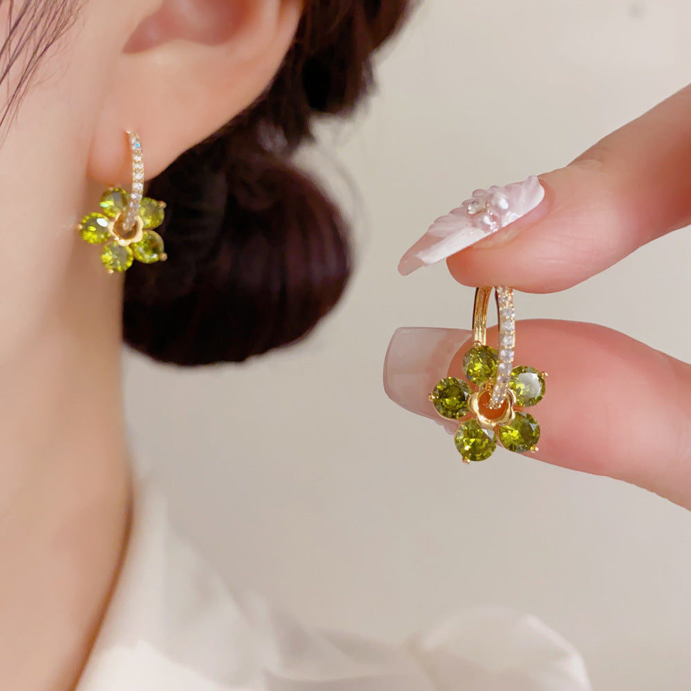 綠色鋯石花朵耳扣－商品主圖｜https://igowo.tw/
