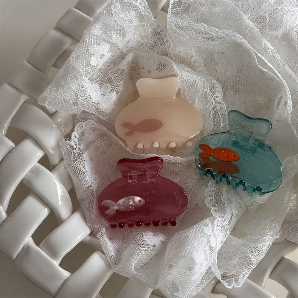 透明魚尾卡通鯊魚夾－透明魚缸抓-杏色款實拍｜https://igowo.tw/