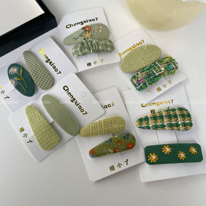 綠色碎花花朵刺繡髮夾－商品主圖｜https://igowo.tw/