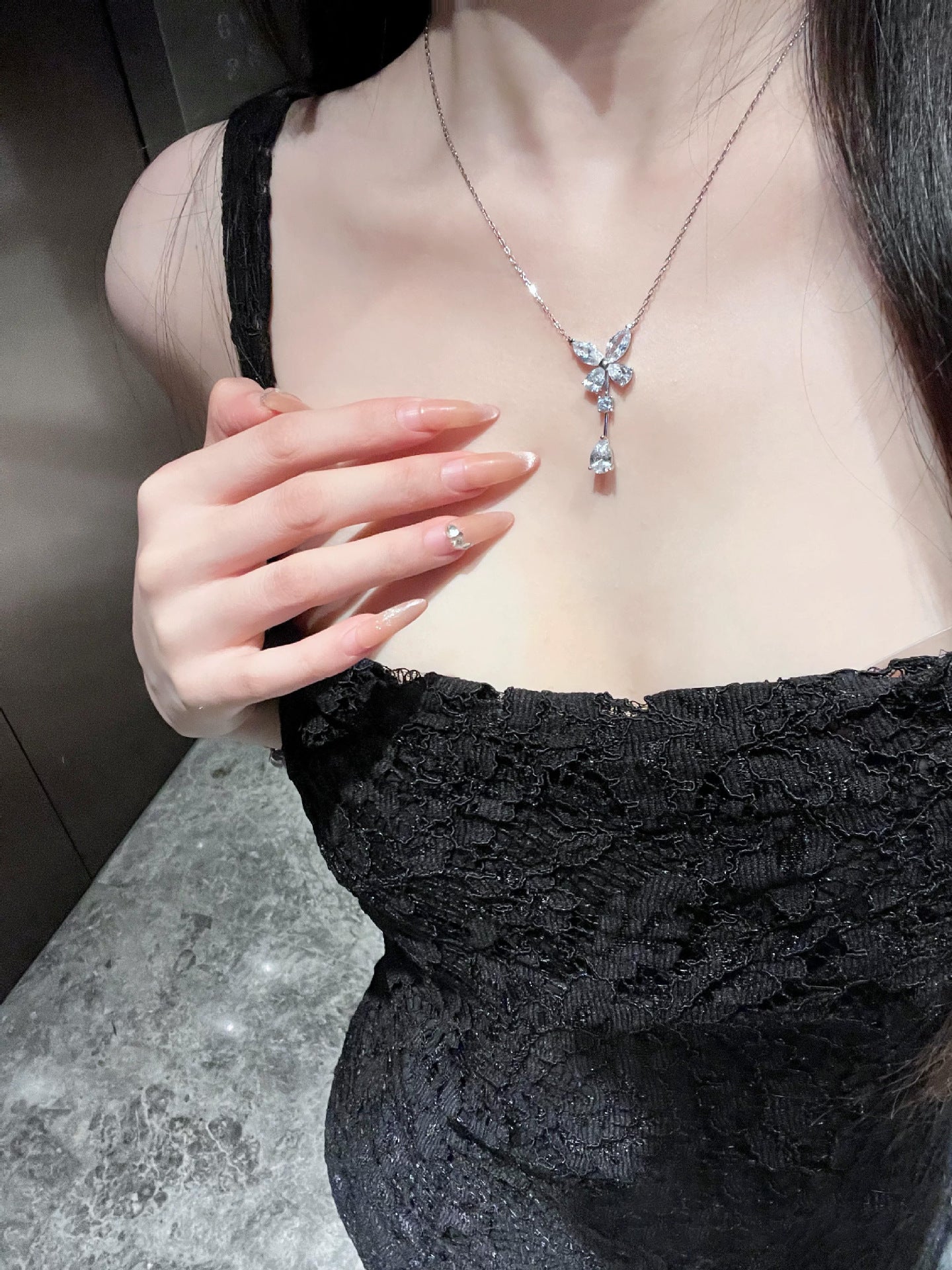 銀色鈦鋼蝴蝶墜飾項鍊