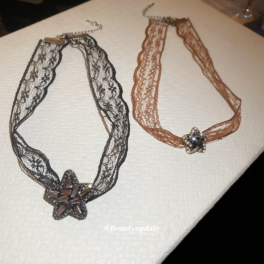 棕色蕾絲星星鑲鑽項鍊－項鍊-黑色款實拍｜https://igowo.tw/