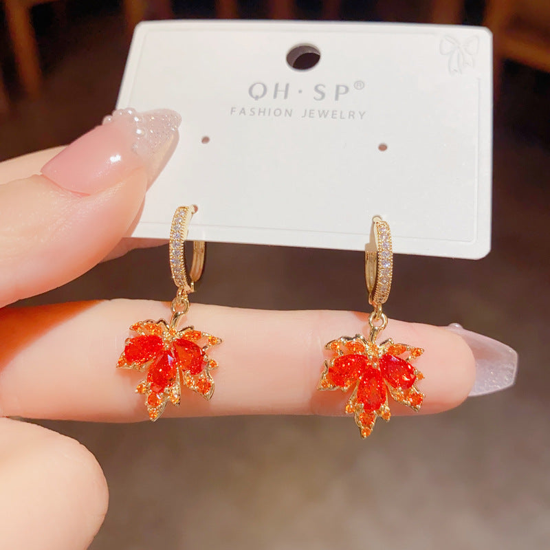 紅色鋯石楓葉耳扣