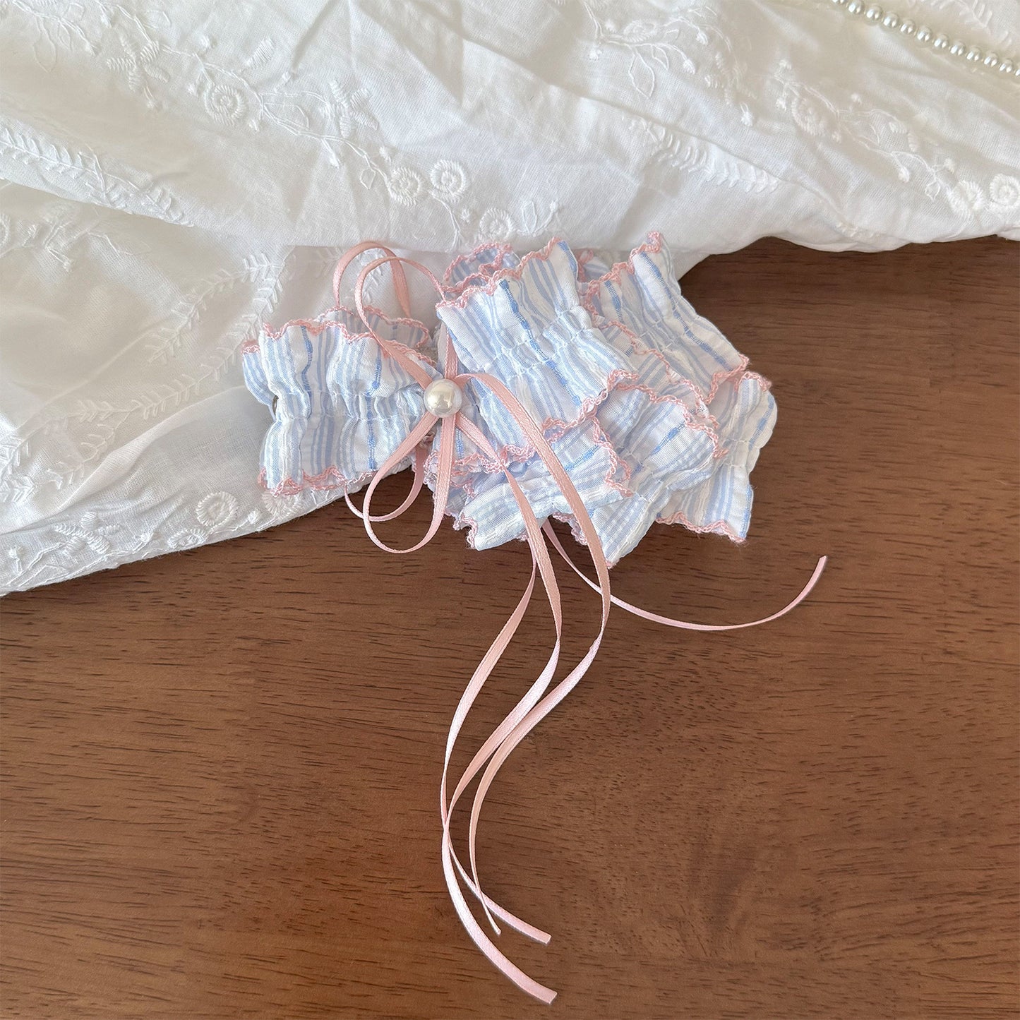 蝴蝶纏繞髮夾