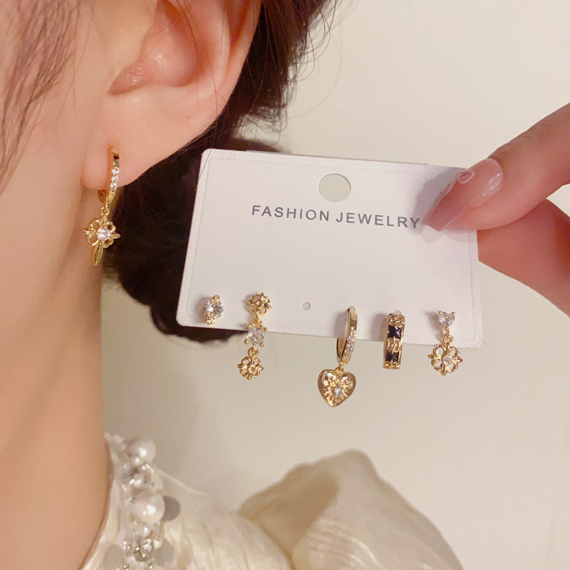 星星鑲鑽耳扣三件組－商品主圖｜https://igowo.tw/