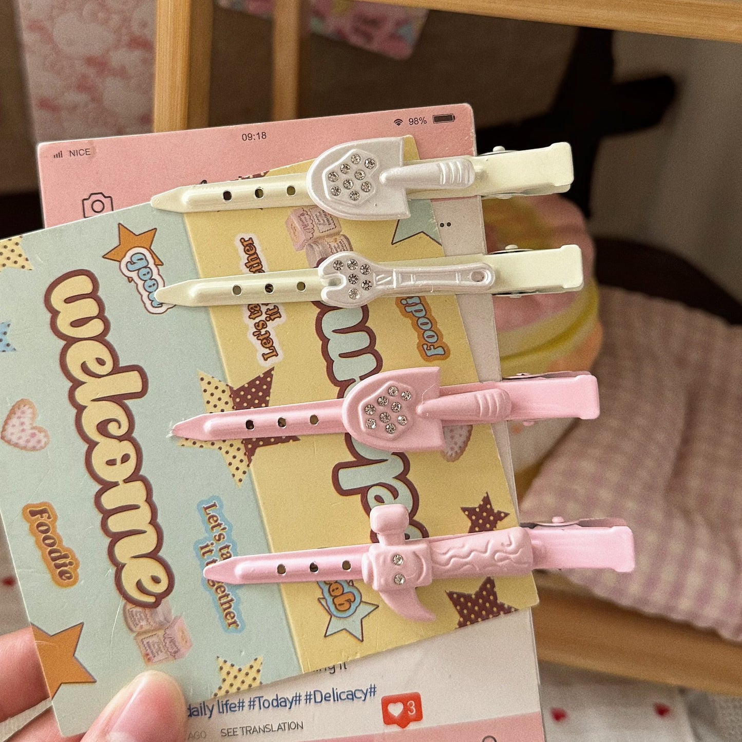 粉色鋯石髮夾－商品主圖｜https://igowo.tw/