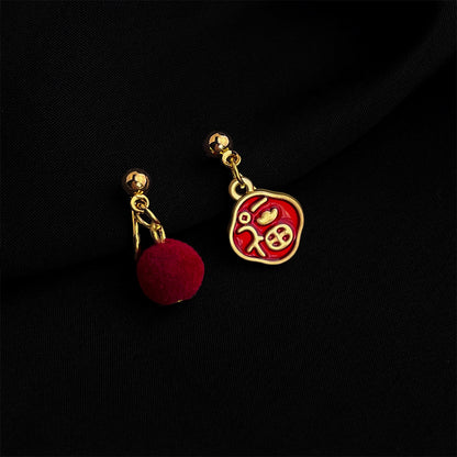 紅色琺瑯復古耳夾－細節特寫6｜https://igowo.tw/