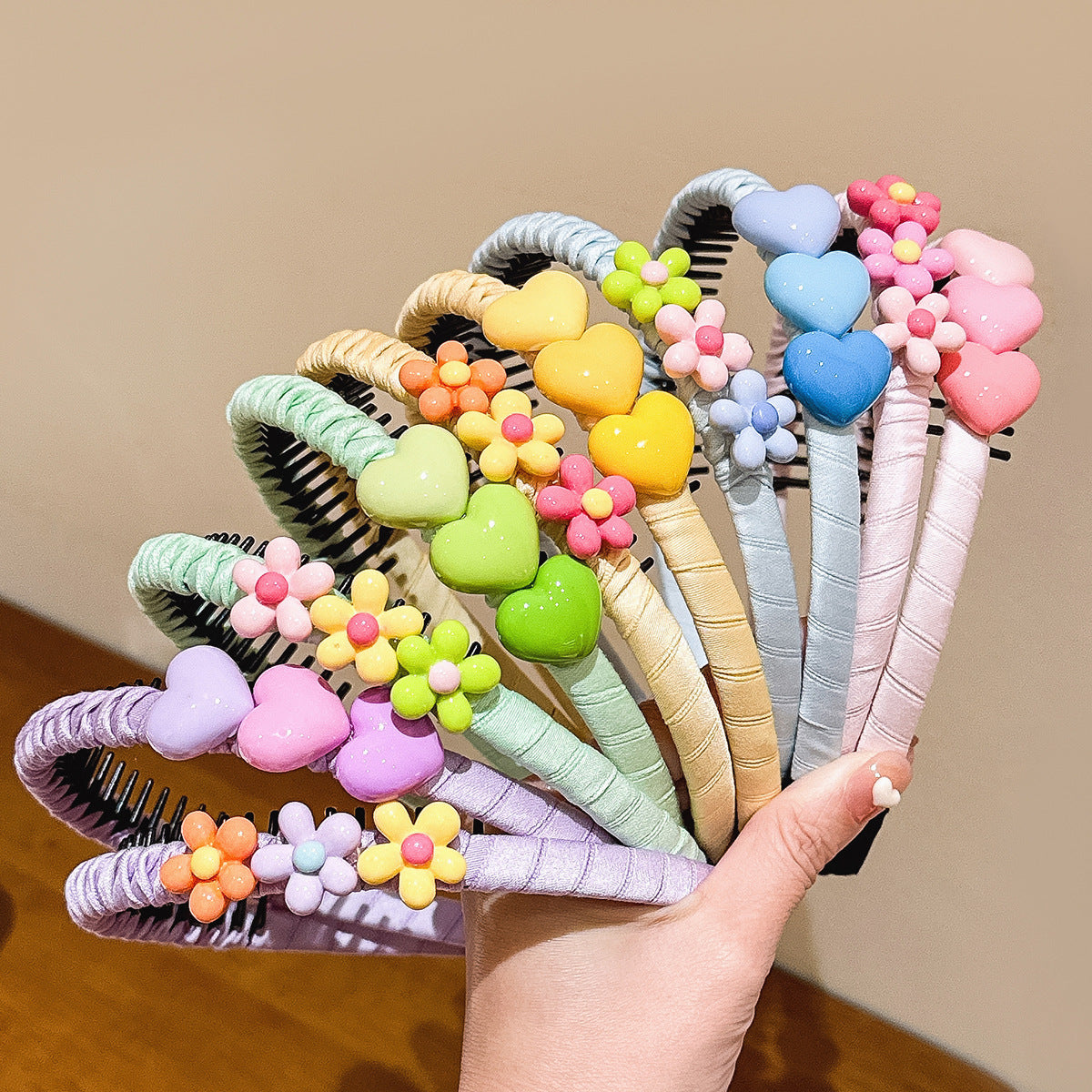 卡通簡約髮箍－商品主圖｜https://igowo.tw/