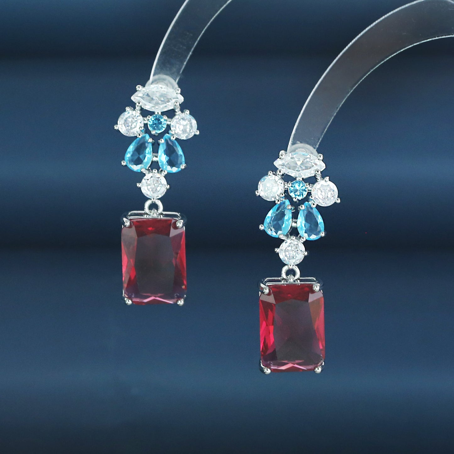 S925鋯石微鑲耳環－紅色款實拍｜https://igowo.tw/