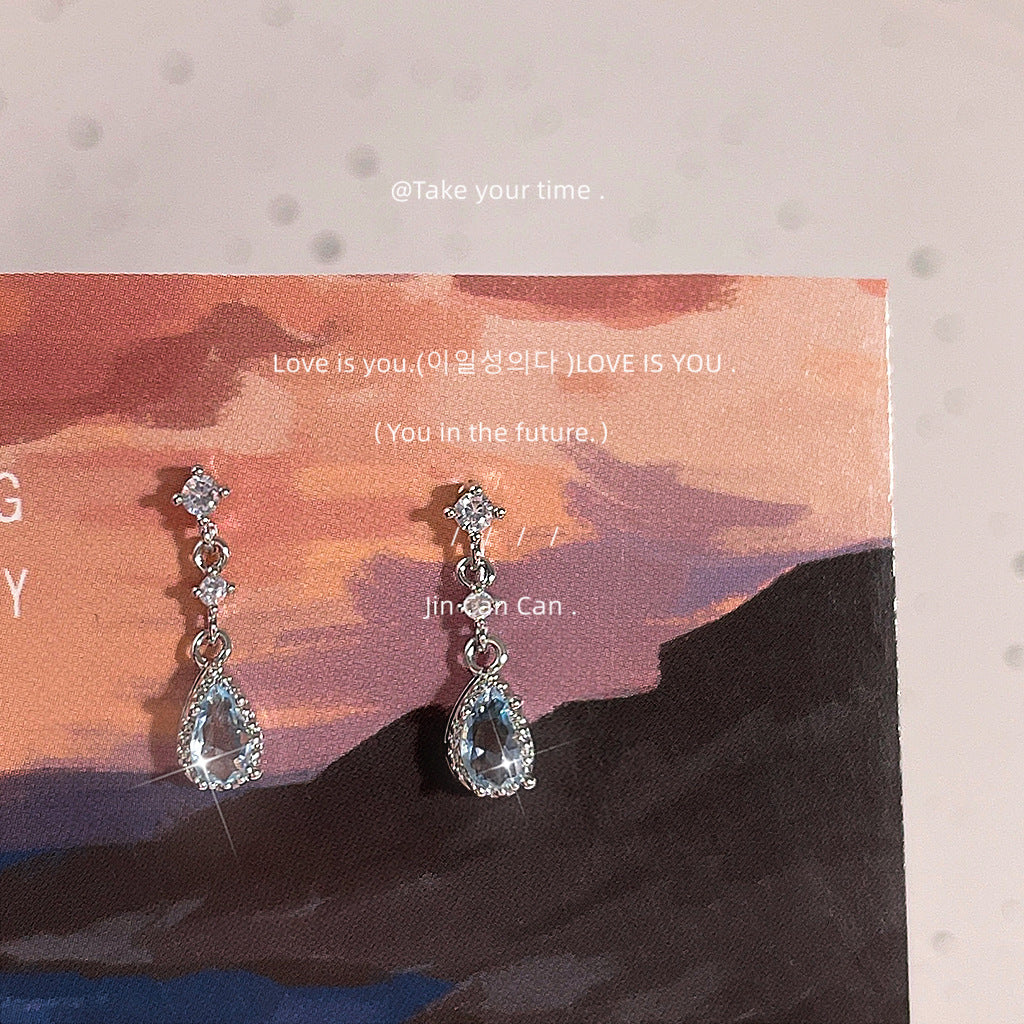 鋯石銀針水滴微鑲耳釘