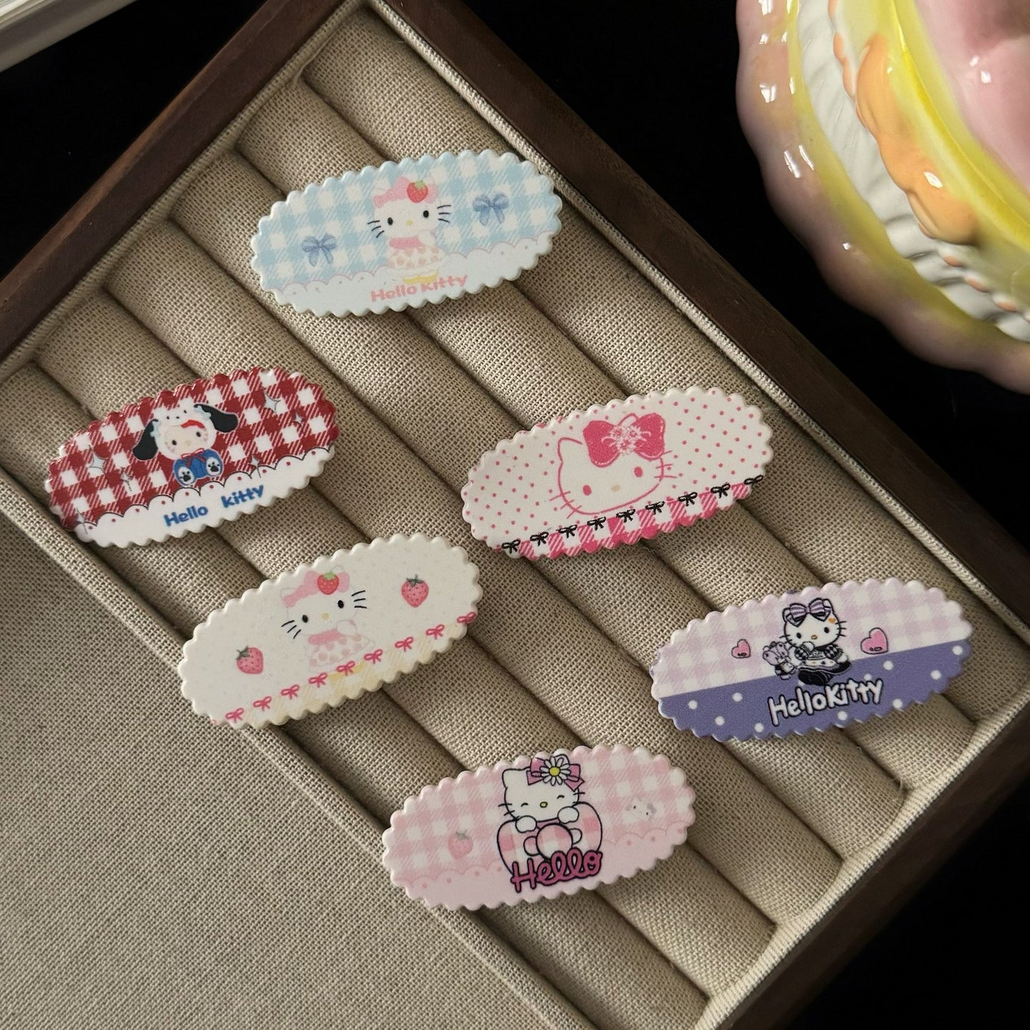 粉色貓咪橢圓髮夾－商品主圖｜https://igowo.tw/