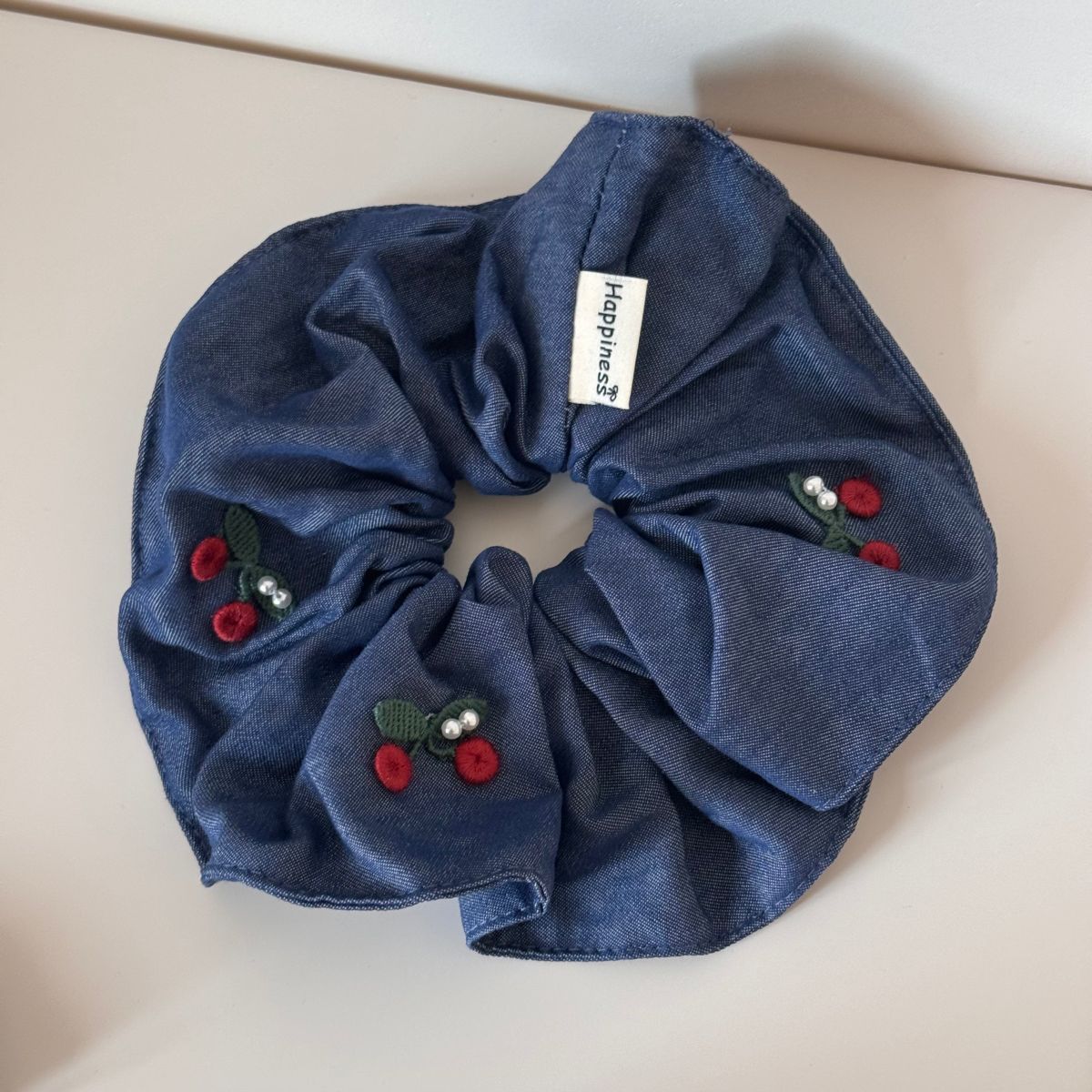 櫻桃蝴蝶結刺繡鯊魚夾