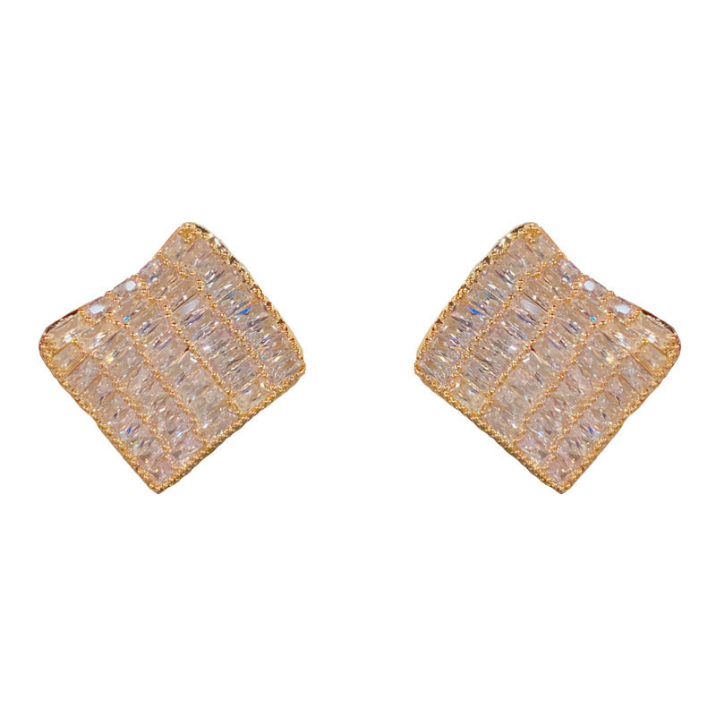 鋯石菱形精雕誇張耳環
