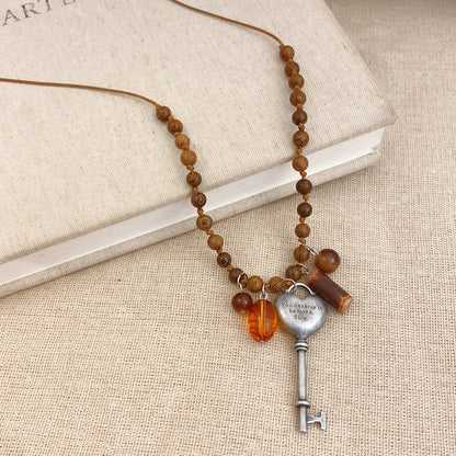 皮繩愛心鑰匙項鍊