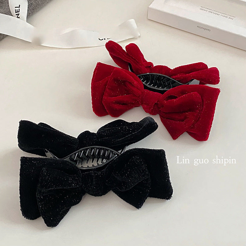 絨面蝴蝶結鑲鑽鯊魚夾－商品主圖｜https://igowo.tw/