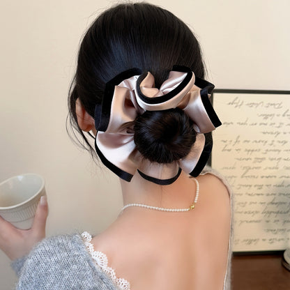 黑色大腸圈髮圈－香檳色緞面髮圈款細節｜https://igowo.tw/