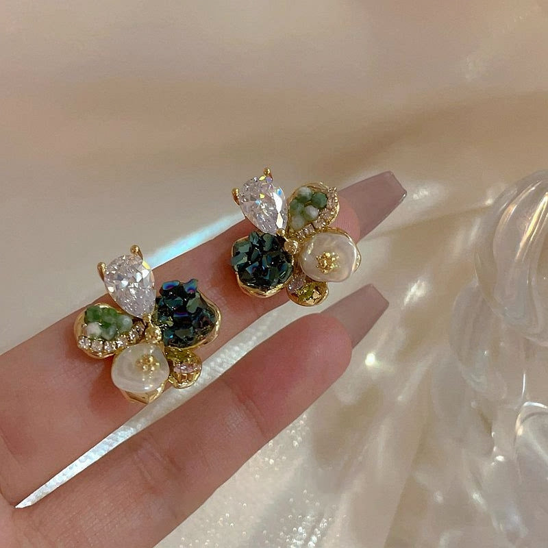 輕奢手工水晶花瓣耳釘女復古小眾獨特精致甜美氣質百搭耳環耳飾女