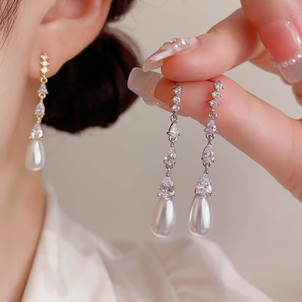 珍珠鋯石水滴流蘇耳墜－商品主圖｜https://igowo.tw/