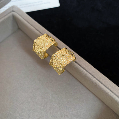 金屬花朵耳環－細節特寫13｜https://igowo.tw/