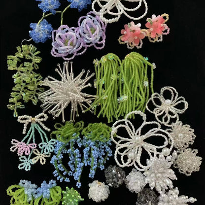 繽紛花朵圓形編織耳釘－商品主圖｜https://igowo.tw/