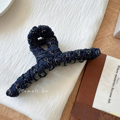 蝴蝶結編織鯊魚夾－布藝纏繞頭箍款實拍｜https://igowo.tw/