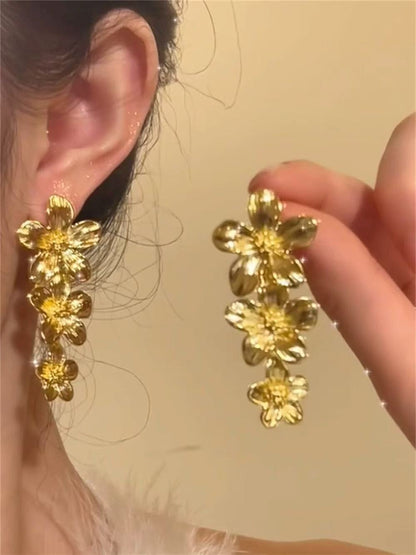 銀針鑲鉆鏤空花朵流蘇耳環女歐美時尚氣質耳釘輕奢高級感耳飾批發