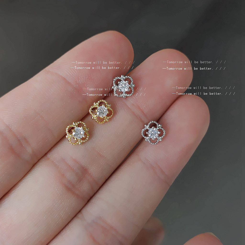 鋯石小巧簡約耳釘－商品主圖｜https://igowo.tw/