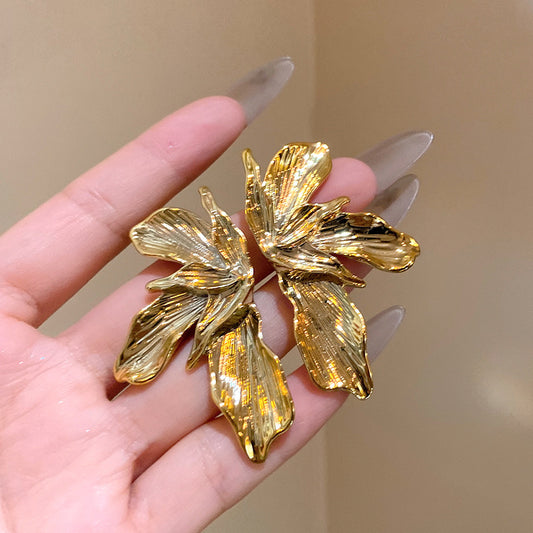 樹葉花朵立體復古耳環－商品主圖｜https://igowo.tw/