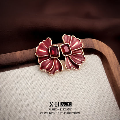 花朵鑲鑽復古耳環－細節特寫25｜https://igowo.tw/