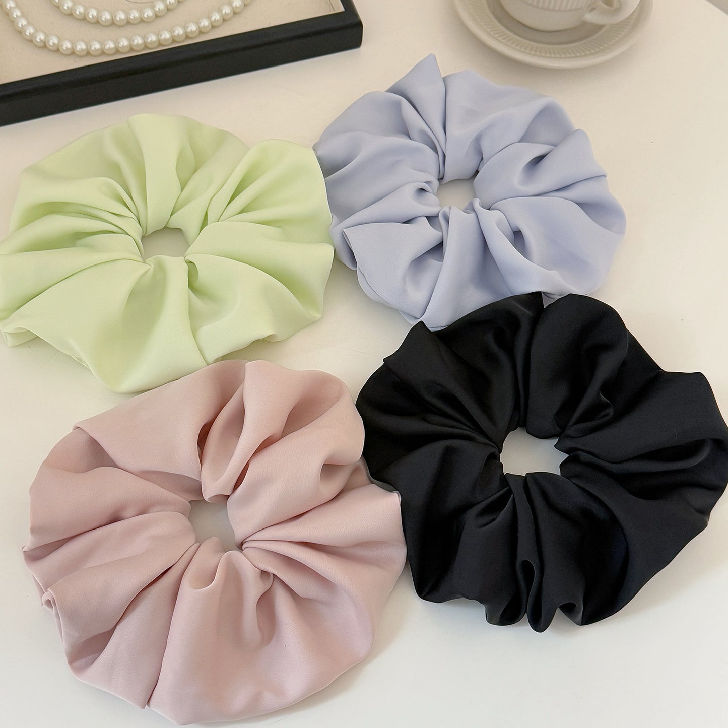 大腸圈簡約髮圈－商品主圖｜https://igowo.tw/