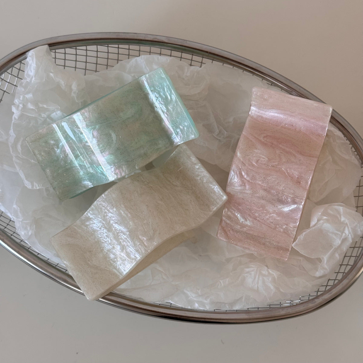 醋酸板材方形鯊魚夾－第二視角實拍｜https://igowo.tw/