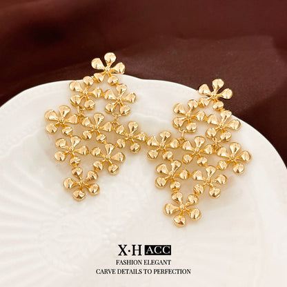 金色貝殼花朵復古耳釘－細節特寫44｜https://igowo.tw/
